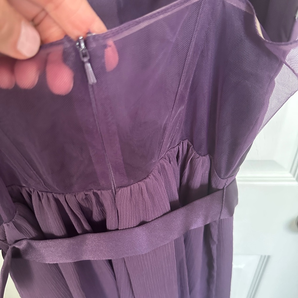 White by Vera wang SZ 8 amethyst purple formal chiffon dress